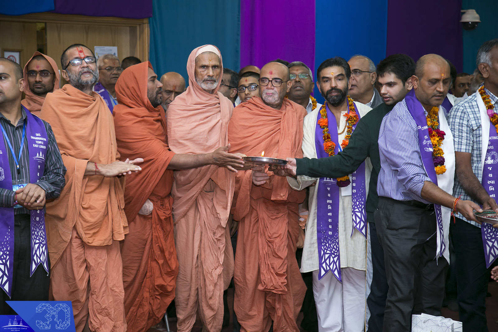 ©1987-2017 SKS Swaminarayan Temple East London